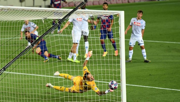 Leo Messi e lo splendido gol in Barcellona-Napoli (credits: Getty Images) 