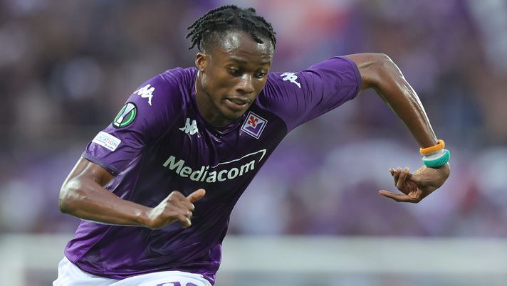FLORENCE, ITALY - SEPTEMBER 08: Christian Michael Kouakou Kouamé of ACF Fiorentina in action during the UEFA Europa Conference League group A match between ACF Fiorentina and RFS Futbola skola at Stadio Artemio Franchi on September 8, 2022 in Florence, Italy (Photo by Gabriele Maltinti/Getty Images) Kouamé l’indispensabile: ora è fra i favoriti nell’attacco della Fiorentina - immagine 1