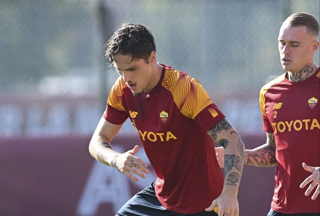 Trigoria, ripresa in vista della Samp: in campo Zaniolo e Karsdorp – FOTO GALLERY - immagine 27