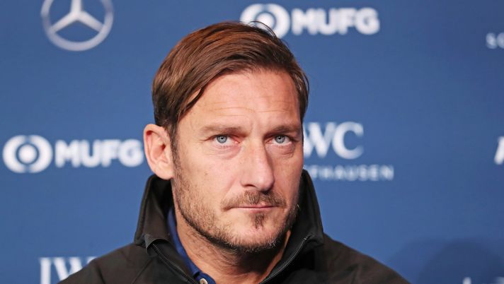 Francesco Totti, ex calciatore della Roma, ha parlato del Milan e della lotta scudetto con l'Inter | Ecco le ultime notizie di oggi e gli aggiornamenti Live | AC Milan News (foto Getty Images)