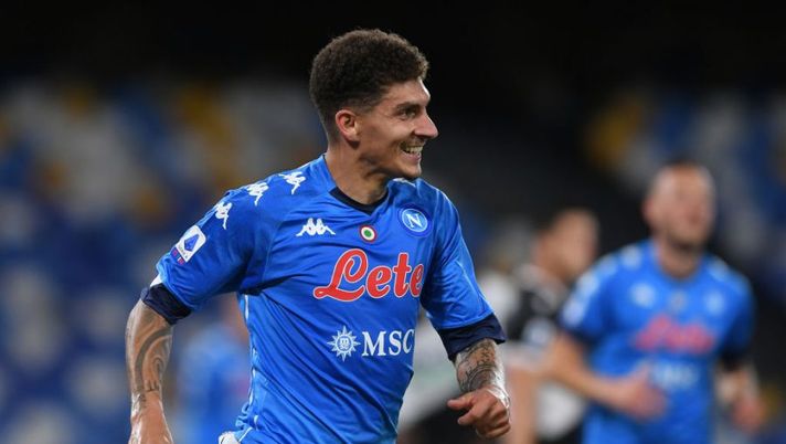 NAPLES, ITALY - MAY 11: Giovanni Di Lorenzo of SSC Napoli celebrates after scoring their side's fourth goal during the Serie A match between SSC Napoli and Udinese Calcio at Stadio Diego Armando Maradona on May 11, 2021 in Naples, Italy. Sporting stadiums around Italy remain under strict restrictions due to the Coronavirus Pandemic as Government social distancing laws prohibit fans inside venues resulting in games being played behind closed doors. (Photo by Francesco Pecoraro/Getty Images) ? VIDEO – Casi e infortunati al fantacalcio, le ultime sui tempi di recupero - immagine 1