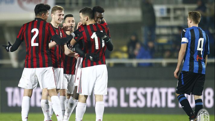 Un'esultanza del Milan Primavera
