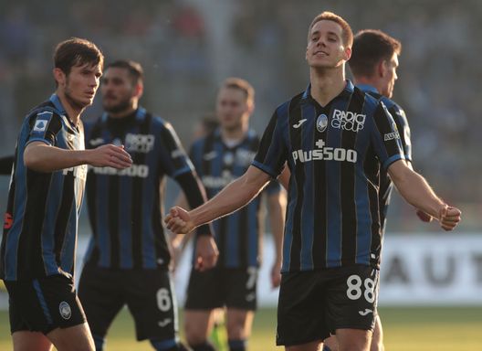 BERGAMO, ITALY - NOVEMBER 20: Mario Pasalic of Atalanta BC celebrates his second goal during the Serie A match between Atalanta BC and Spezia Calcio at Gewiss Stadium on November 20, 2021 in Bergamo, Italy. (Photo by Emilio Andreoli/Getty Images) Pasalic: “Migliore annata a livello personale ma non conta, come squadra siamo indietro”- immagine 2