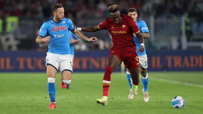 Roma e Napoli come due pugili che se le suonano: Massa strizza l’occhio alla Lupa - immagine 1