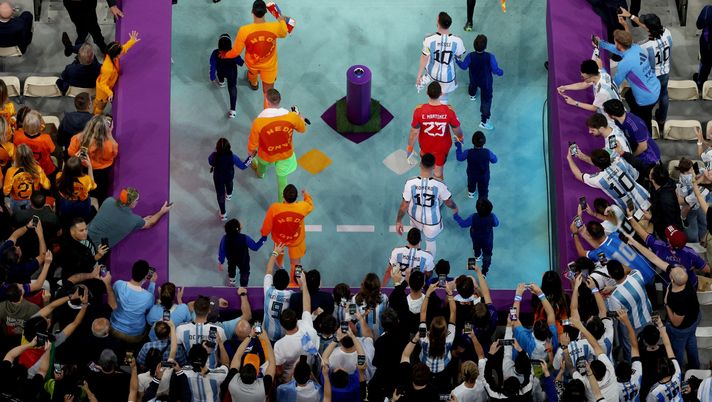 FOTO Olanda-Argentina è anche Cruyff-Maradona, l’omaggio social ai due campioni - immagine 1