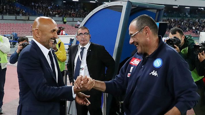 Maurizio Sarri greets Luciano Spalletti (Photo by Francesco Pecoraro/Getty Images) 