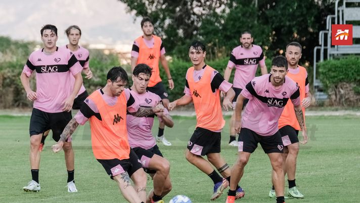 Palermo, verso l’Ascoli: prove di formazione per Corini, Soleri ok. Stulac e Segre…  Palermo