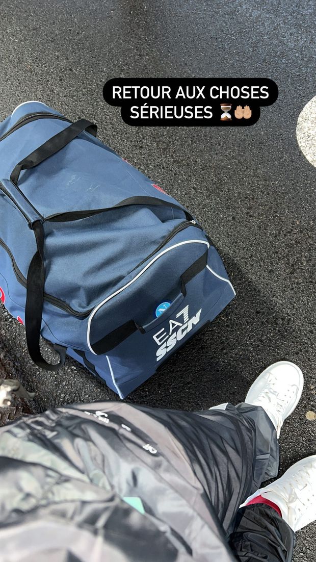 FOTO Ounas riabbraccia il Napoli dopo la Coppa d’Africa: “Torniamo alle cose serie”- immagine 2