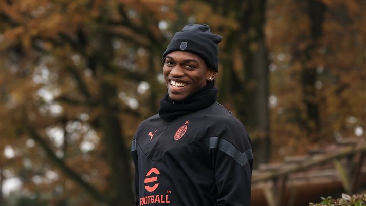 Rafael Leao (attaccante AC Milan), qui durante una seduta di allenamento a Milanello | Milan News (Getty Images) Rafael Leao AC Milan allenamento Milanello