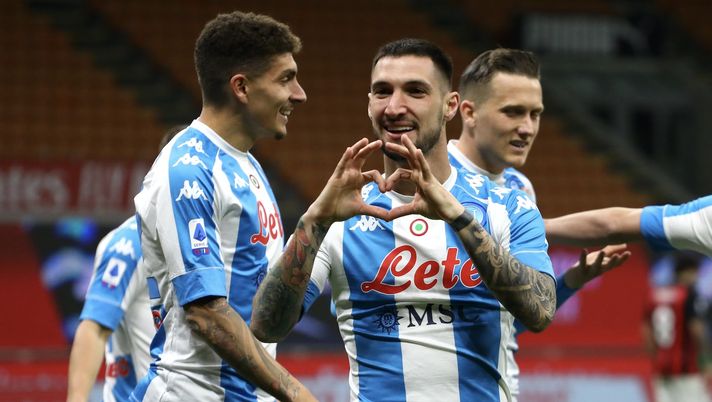 Matteo Politano (attaccante Napoli) esulta per il suo gol in Milan-Napoli (Serie A 2020-2021) | News (Getty Images) 