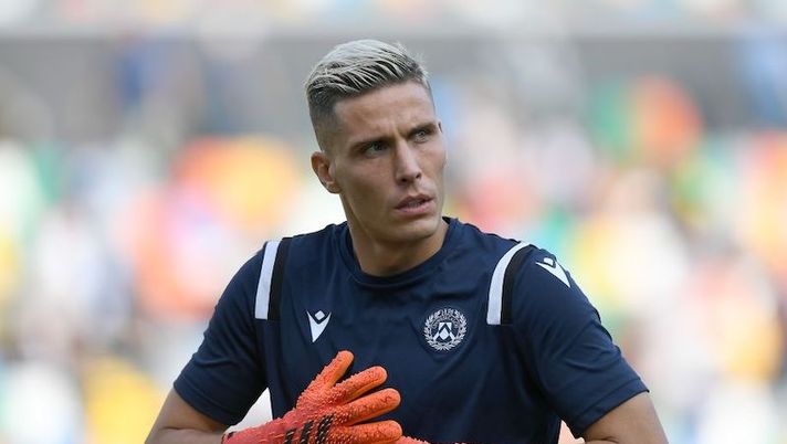 UDINE, ITALY - AUGUST 27: Marco Silvestri of Udinese Calcio looks on during the Serie A match between Udinese Calcio and Venezia FC at Dacia Arena on August 27, 2021 in Udine, . (Photo by Alessandro Sabattini/Getty Images) Marino rivela: “Silvestri aveva un problema muscolare! Il suo recupero è un prodigio” - immagine 1