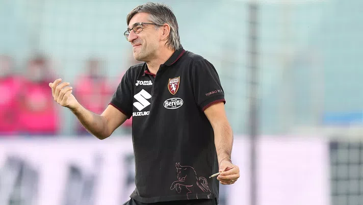 FLORENCE, ITALY - AUGUST 28: Ivan Juric manager of Torino FC gestures during the Serie A match between ACF Fiorentina and Torino FC at Stadio Artemio Franchi on August 28, 2021 in Florence,Italy .  (Photo by Gabriele Maltinti/Getty Images)