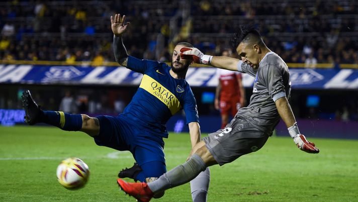 BUENOS AIRES, ARGENTINA - MAY 26: Lucas Chaves of Argentinos Juniors kicks the ball during a second leg semifinal match between Boca Juniors and Argentinos Juniors as part of Copa de la Superliga 2019 at Estadio Alberto J. Armando on May 26, 2019 in Buenos Aires, Argentina. (Photo by Marcelo Endelli/Getty Images) BUENOS AIRES, ARGENTINA - MAY 26: Lucas Chaves of Argentinos Juniors kicks the ball during a second leg semifinal match between Boca Juniors and Argentinos Juniors as part of Copa de la Superliga 2019 at Estadio Alberto J. Armando on May 26, 2019 in Buenos Aires, Argentina. (Photo by Marcelo Endelli/Getty Images)