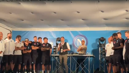 VIDEO Presentazione Napoli, De Laurentiis assente: ma tanti fischi dei tifosi