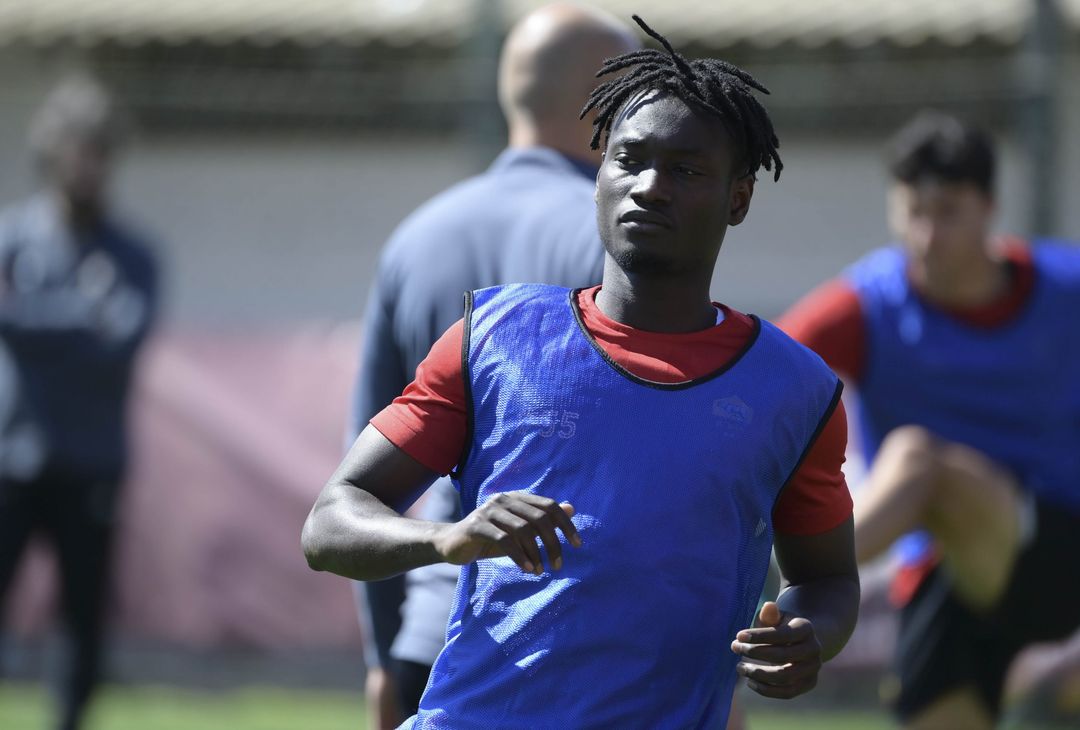 Roma in campo per preparare la sfida contro il Leicester – FOTO GALLERY - immagine 4