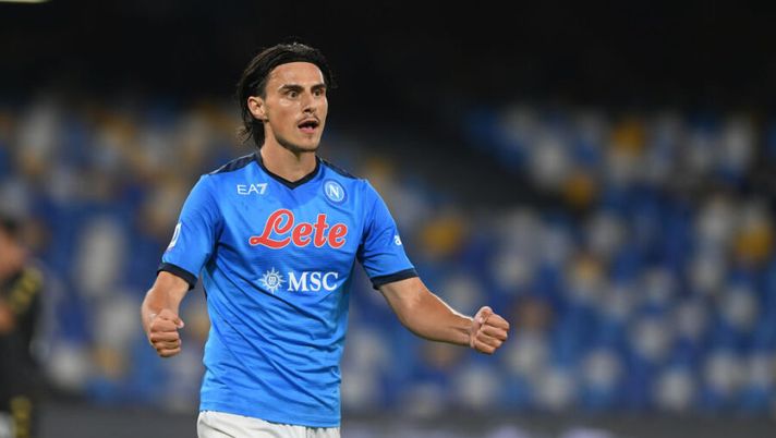 NAPLES, ITALY - AUGUST 22: Eljf Elmas of SSC Napoli during the Serie A match between SSC Napoli v Venezia FC at Stadio Diego Armando Maradona on August 22, 2021 in Naples, Italy. (Photo by Francesco Pecoraro/Getty Images) Il portiere, Zielinski, Lozano, Osimhen e stop Elmas: cosa filtra sulla formazione del Napoli - immagine 1