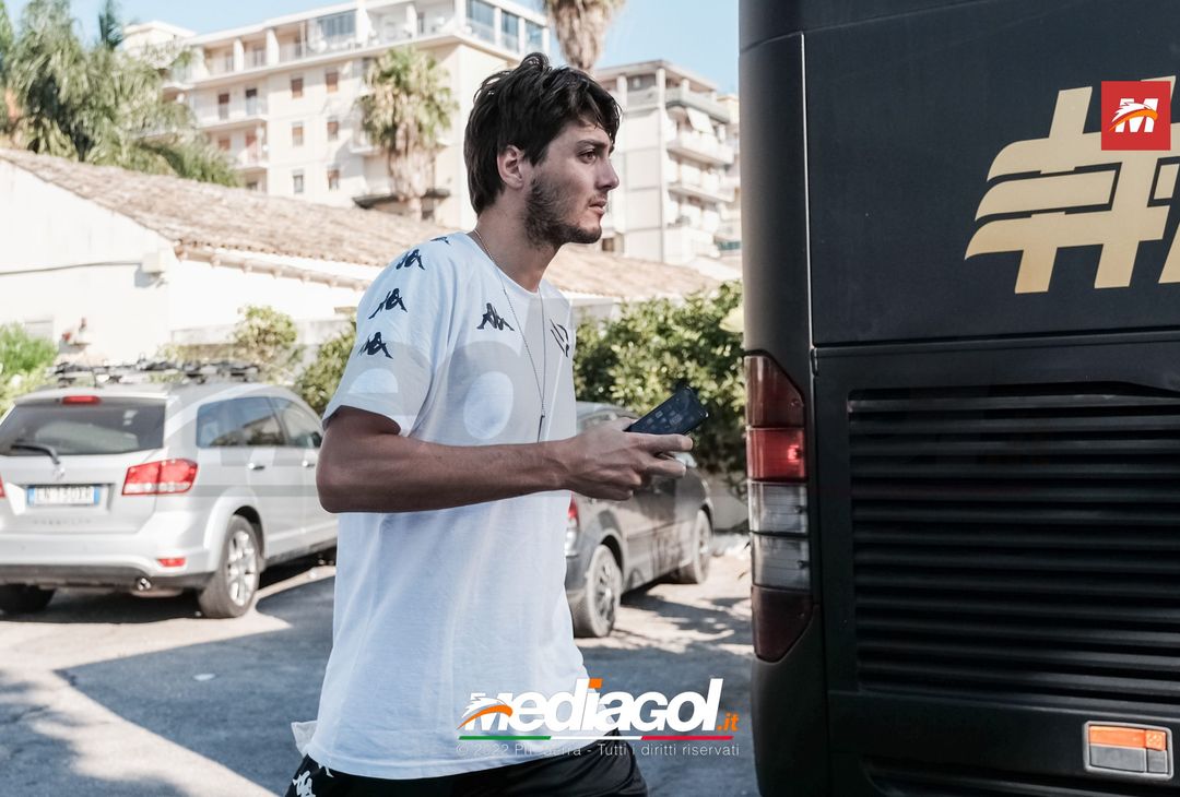 FOTO RITIRO PALERMO, i rosanero si dirigono in palestra (Gallery) - immagine 21