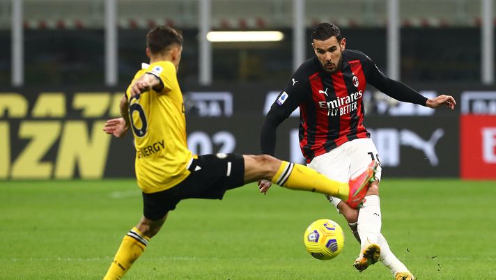 Theo Hernández (difensore AC Milan), qui durante Milan-Udinese (Serie A 2020-2021) | News (Getty Images) 