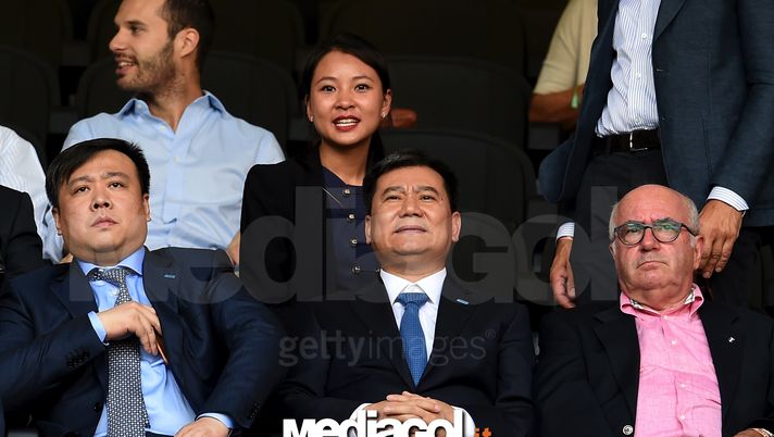 Inter, la lettera del patron Zhang: &#8220;È l&#8217;inizio di un ciclo, tutto questo è merito di Conte&#8221; 
