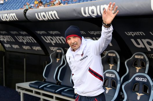 ROME, ITALY - AUGUST 14: Bologna FC head coach Sinisa Mihajlovic during the Serie A match between SS Lazio and Bologna FC at Stadio Olimpico on August 14, 2022 in Rome,Italy . (Photo by Marco Rosi - SS Lazio/Getty Images) Mihajlovic: oggi a Belgrado il ricordo di Sinisa in Stella Rossa-Vojvodina- immagine 2