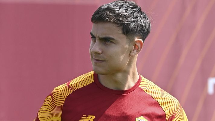 Roma, Dybala ci sarà a Budapest. Migliorano le condizioni dell’argentino - immagine 1