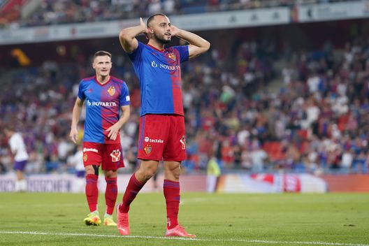 BASEL, SWITZERLAND - AUGUST 12: Arthur Mendonca Cabral of FC Basel celebrates after scoring their side`s third goal during the UEFA Conference League Third Qualifying Round Leg Two match between FC Basel and Ujpest at St. Jakob-Park on August 12, 2021 in Basel, Switzerland. (Photo by Christian Kaspar-Bartke/Getty Images) Cois sicuro: “Attaccante della Fiorentina? Ecco chi sarà il titolare”- immagine 2