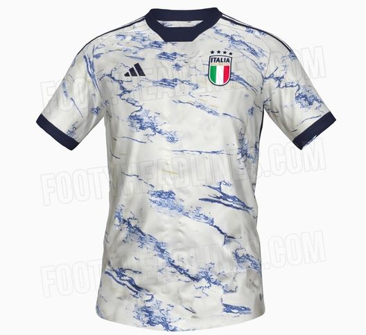 Seconda maglia Italia Adidas (foto footy headlines) Seconda maglia Italia Adidas (foto footy headlines)
