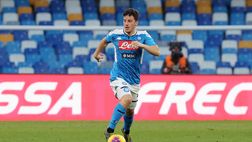 Napoli-Atalanta, paura per Demme: si accascia al suolo ed esce in barella. Le sue condizioni