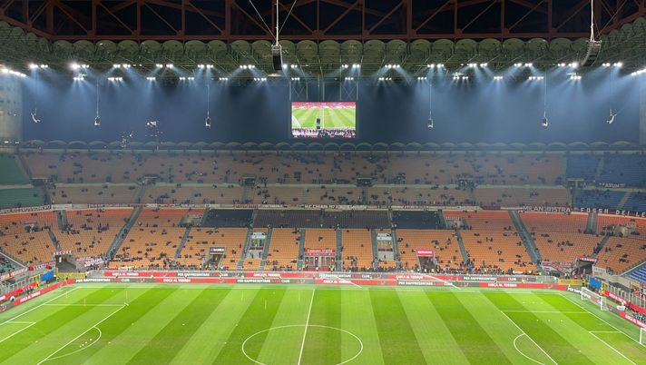 Milan-Torino, le ultime dai campi: terminato il riscaldamento - immagine 1