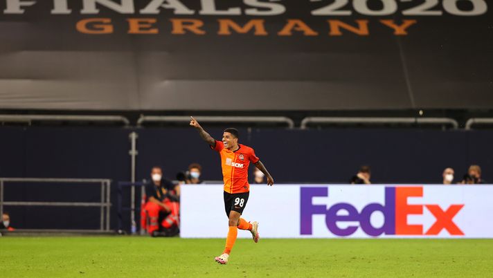 GELSENKIRCHEN, GERMANY - AUGUST 11: Dodo of Shakhtar Donetsk celebrates after scoring his sides fourth goal during the UEFA Europa League Quarter Final between Shakhtar Donetsk and FC Basel at Veltins-Arena on August 11, 2020 in Gelsenkirchen, Germany. (Photo by Wolfgang Rattay/Pool via Getty Images) GELSENKIRCHEN, GERMANY - AUGUST 11: Dodo of Shakhtar Donetsk celebrates after scoring his sides fourth goal during the UEFA Europa League Quarter Final between Shakhtar Donetsk and FC Basel at Veltins-Arena on August 11, 2020 in Gelsenkirchen, Germany. (Photo by Wolfgang Rattay/Pool via Getty Images)