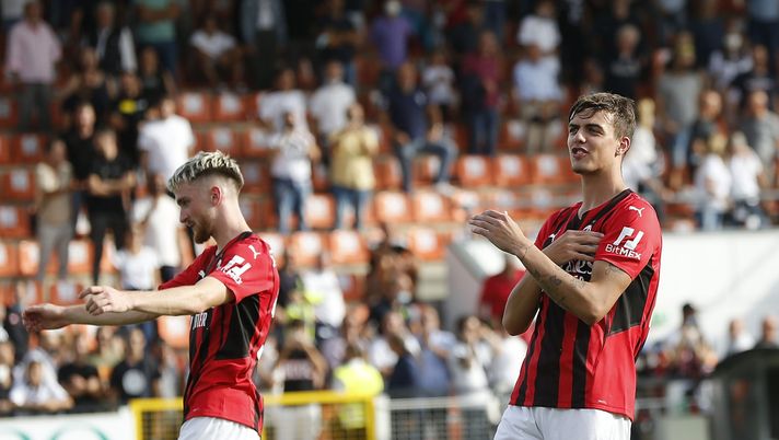Daniel Maldini e Alexis Saelemaekers, calciatori del Milan (Getty Images) 