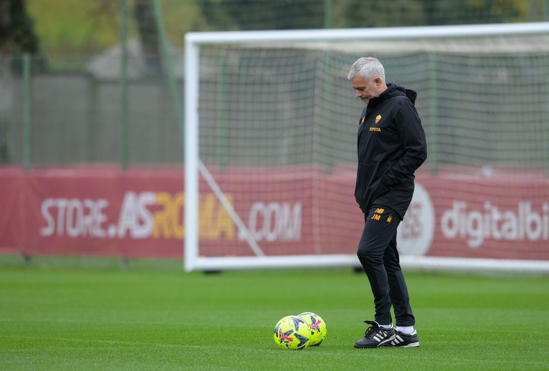 Roma, l’allenamento prima della partenza per il Portogallo – FOTO GALLERY - immagine 10