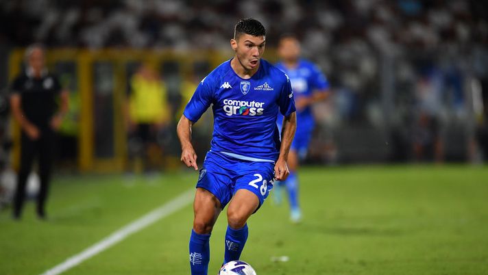 LA SPEZIA, ITALY - AUGUST 14: Nicolo Cambiaghi of Empoli FC in action during the Serie A match between Spezia Calcio and Empoli FC at Stadio Alberto Picco on August 14, 2022 in La Spezia, Italy. (Photo by Valerio Pennicino/Getty Images) Empoli, infortunio Cambiaghi: l’esito degli esami e cosa filtra sui tempi di recupero - immagine 1