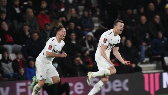 Effetto FA Cup: il West Ham rischia contro i dilettanti, eliminati i detentori Effetto FA Cup: il West Ham rischia contro i dilettanti, eliminati i detentori - immagine 1