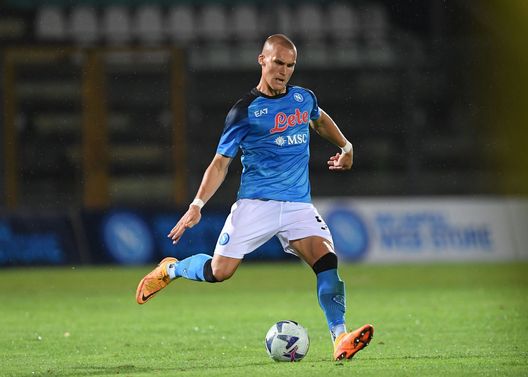 CASTEL DI SANGRO, ITALY - JULY 27: Leo Ostigard of Napoli during the Pre-season Friendly match between SSC Napoli and Adana Demirspor on July 27, 2022 in Castel di Sangro, Italy. (Photo by SSC NAPOLI/SSC NAPOLI via Getty Images) Ostigard: “Fa sempre piacere vincere. Ho provato a far gol. Ci riproverò in futuro”- immagine 2