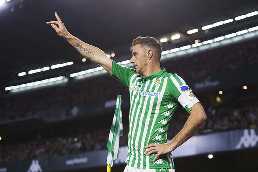 SEVILLE, SPAIN - FEBRUARY 21: Joaquin Sanchez of Real Betis looks on during the Liga match between Real Betis Balompie and RCD Mallorca at Estadio Benito Villamarin on February 21, 2020 in Seville, Spain. (Photo by Fran Santiago/Getty Images) Copa del Rey, primo storico derby di Siviglia in gara unica: Joaquin “Ci divertiremo…”- immagine 2