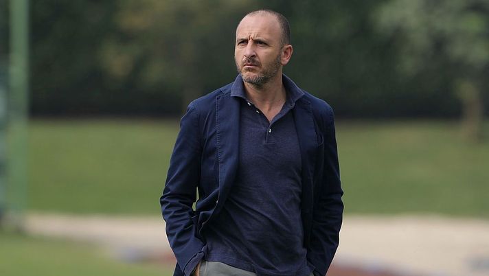 COMO, ITALY - SEPTEMBER 30:  Sportif Director of FC Internazionale Milano Piero Ausilio looks on during the FC Internazionale training session at the club's training ground "La Pinetina" on September 30, 2016 in Como, Italy.  (Photo by Marco Luzzani - Inter/Inter via Getty Images) 