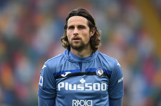 UDINE, ITALY - JANUARY 20: Hans Hateboer of Atalanta BC looks on during the Serie A match between Udinese Calcio and Atalanta BC at Dacia Arena on January 20, 2021 in Udine, Italy. (Photo by Alessandro Sabattini/Getty Images) UDINE, ITALY - JANUARY 20: Hans Hateboer of Atalanta BC looks on during the Serie A match between Udinese Calcio and Atalanta BC at Dacia Arena on January 20, 2021 in Udine, Italy. (Photo by Alessandro Sabattini/Getty Images)