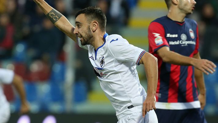 Crotone-Samp, rimessa discussa. Cordaz: “Dovevano restituircela”. B. Fernandes: “Perdevano tempo” Crotone-Samp, rimessa discussa. Cordaz: “Dovevano restituircela”. B. Fernandes: “Perdevano tempo”