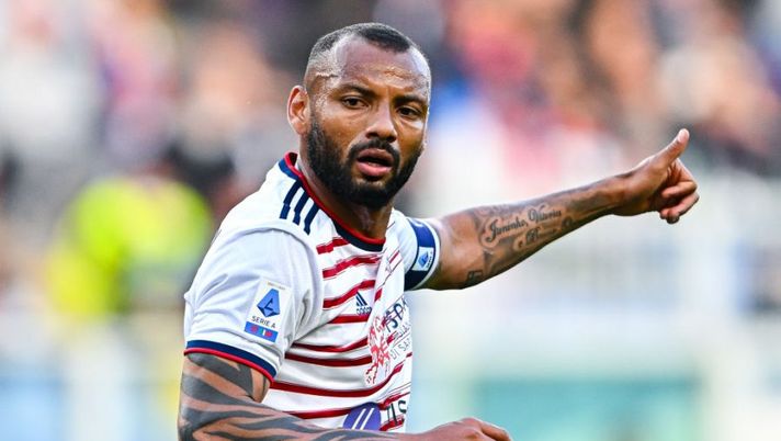 GENOA, ITALY - APRIL 24: Joao Pedro of Cagliari reacts during the Serie A match between Genoa CFC and Cagliari Calcio at Stadio Luigi Ferraris on April 24, 2022 in Genoa, Italy. (Photo by Getty Images) Cagliari, dalla certezza Joao Pedro a Keita, Pavoletti e Nandez: le prove di formazione - immagine 1
