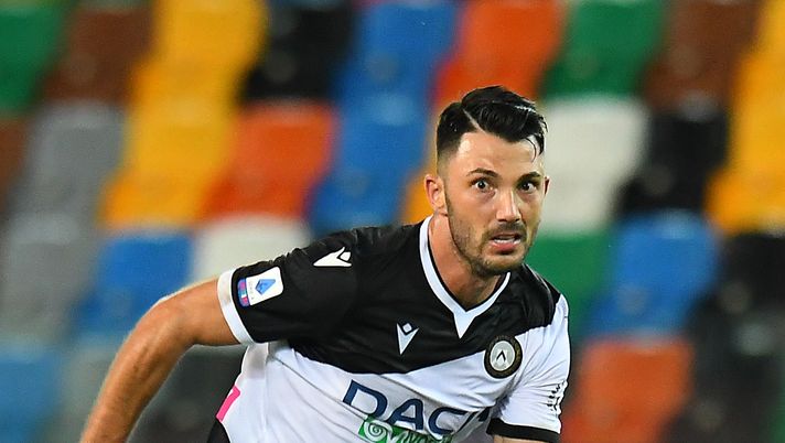 UDINE, ITALY - OCTOBER 03: Tolgay Arslan of Udinese Calcio in action during the Serie A match between Udinese Calcio and AS Roma at Dacia Arena on October 03, 2020 in Udine, Italy. (Photo by Alessandro Sabattini/Getty Images) UDINE, ITALY - OCTOBER 03: Tolgay Arslan of Udinese Calcio in action during the Serie A match between Udinese Calcio and AS Roma at Dacia Arena on October 03, 2020 in Udine, Italy. (Photo by Alessandro Sabattini/Getty Images)