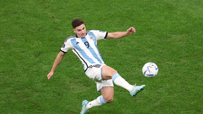 Manchester City, senti Varas: “Alvarez è incredibile. Potrebbe andare al Real Madrid” Manchester City