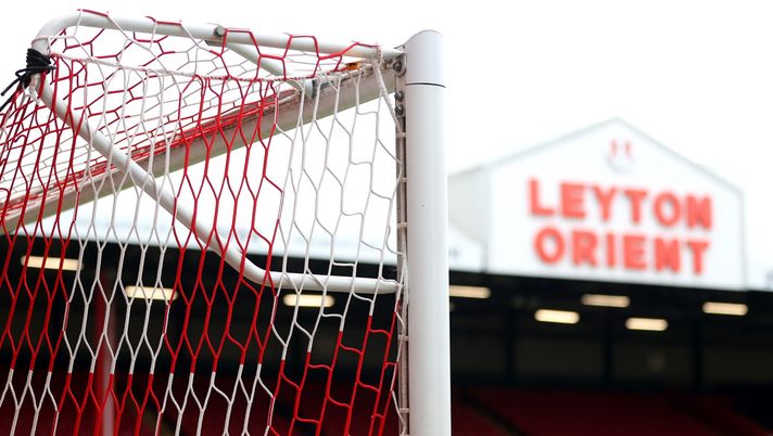 Derby di Londra: motorino consegna pizze dentro lo stadio - immagine 1