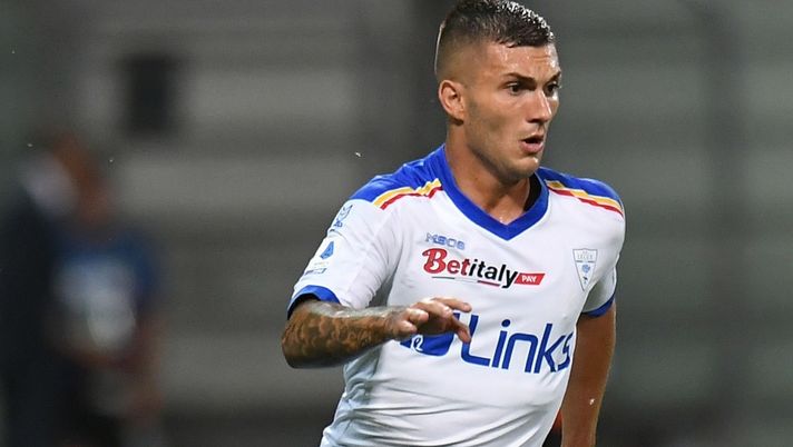 Novità in difesa, conferma Strefezza e cosa filtra su Gonzalez: tutto sulla formazione del Lecce Novità in difesa, conferma Strefezza e cosa filtra su Gonzalez: tutto sulla formazione del Lecce - immagine 1