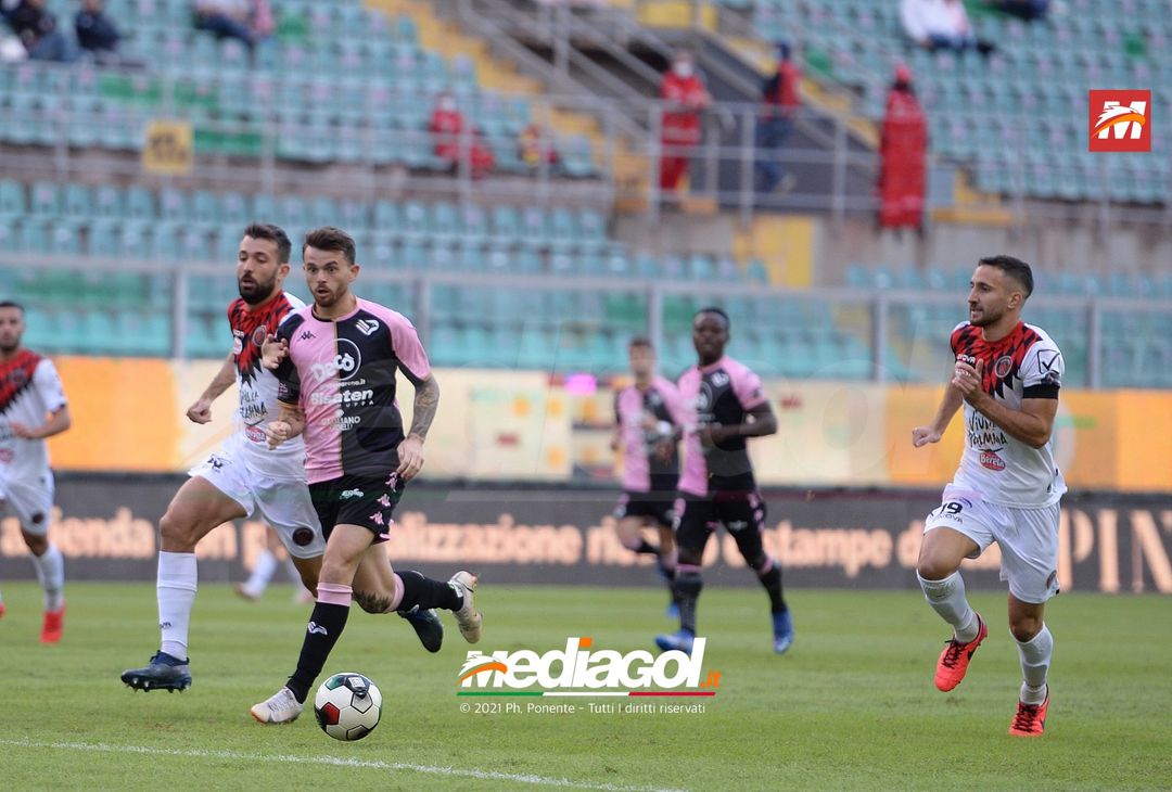 FOTO Palermo – Foggia 3-0, Serie C Gir. C 2021/22 - immagine 14