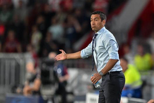 (Photo by Christian Kaspar-Bartke/Getty Images) Rangers a valanga: gli eurorivali del Napoli vincono per 4-0- immagine 2