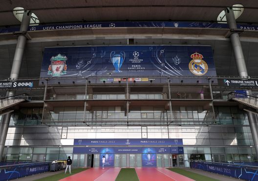 PARIS, FRANCE - MAY 27: General view outside the Stade de France on May 27, 2022 in Paris, France. Liverpool will face Real Madrid in the UEFA Champions League final on May 28, 2022. (Photo by Catherine Ivill/Getty Images) Finale Champions, tifoso del Real denuncia. “Multa di 375 euro perché passeggiavo in centro” - immagine 1