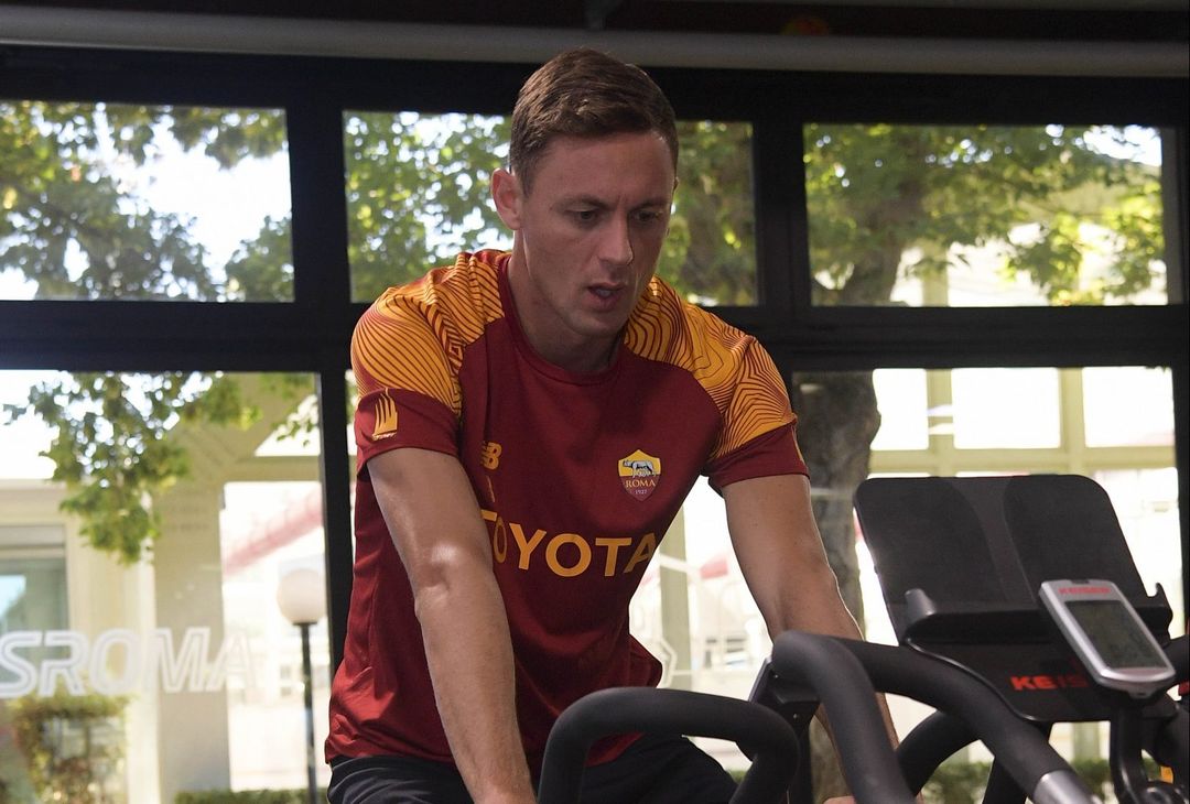 Trigoria, palestra per chi ha giocato ieri. Karsdorp in campo – FOTO GALLERY - immagine 46