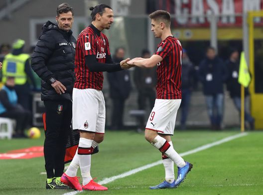 Kris Piatek e Zlatan Ibrahimovic, passato e presente dell'attacco rossonero Kris Piatek e Zlatan Ibrahimovic, passato e presente dell'attacco rossonero