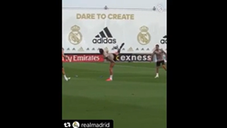 VIDEO Real Madrid, Sergio Ramos e la mossa dello scorpione: lo spagnolo dà spettacolo in allenamento